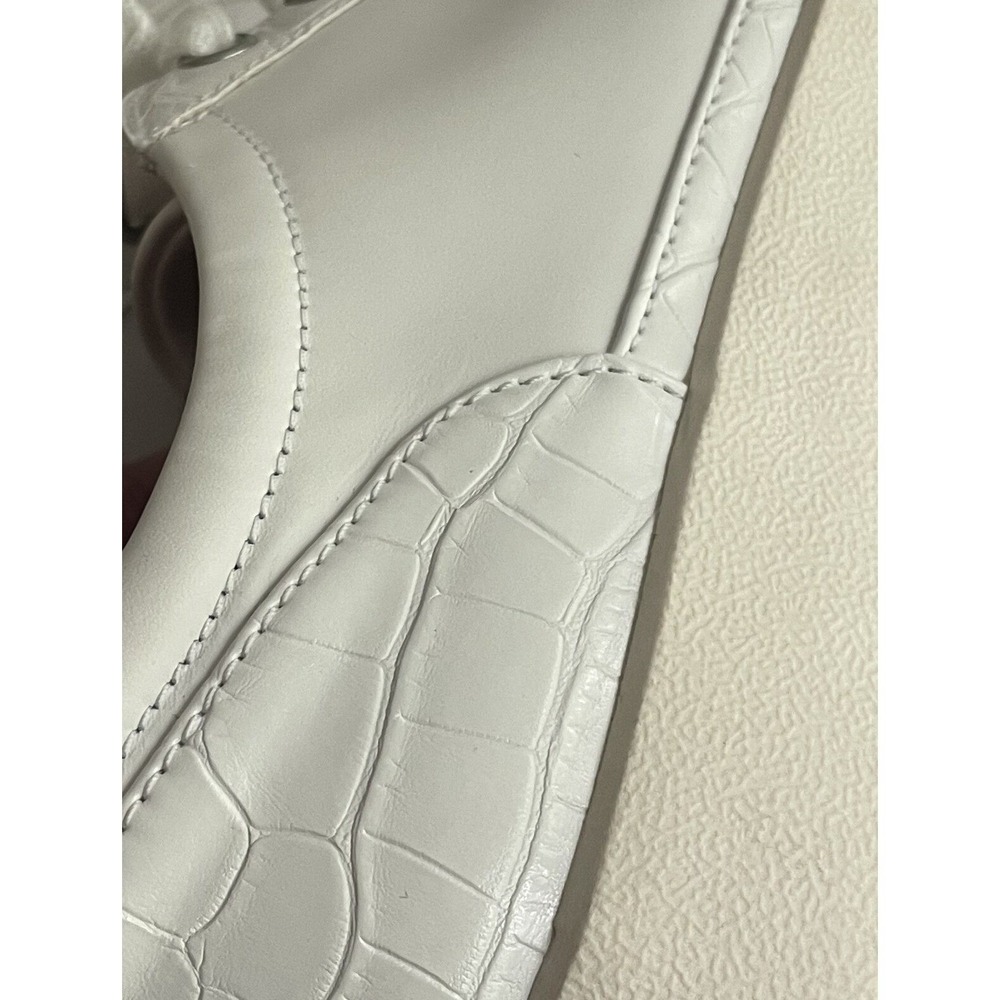 Vionic Winny White Croc Embossed Lace Up Sneakers Wide 9 - Picture 9 of 10